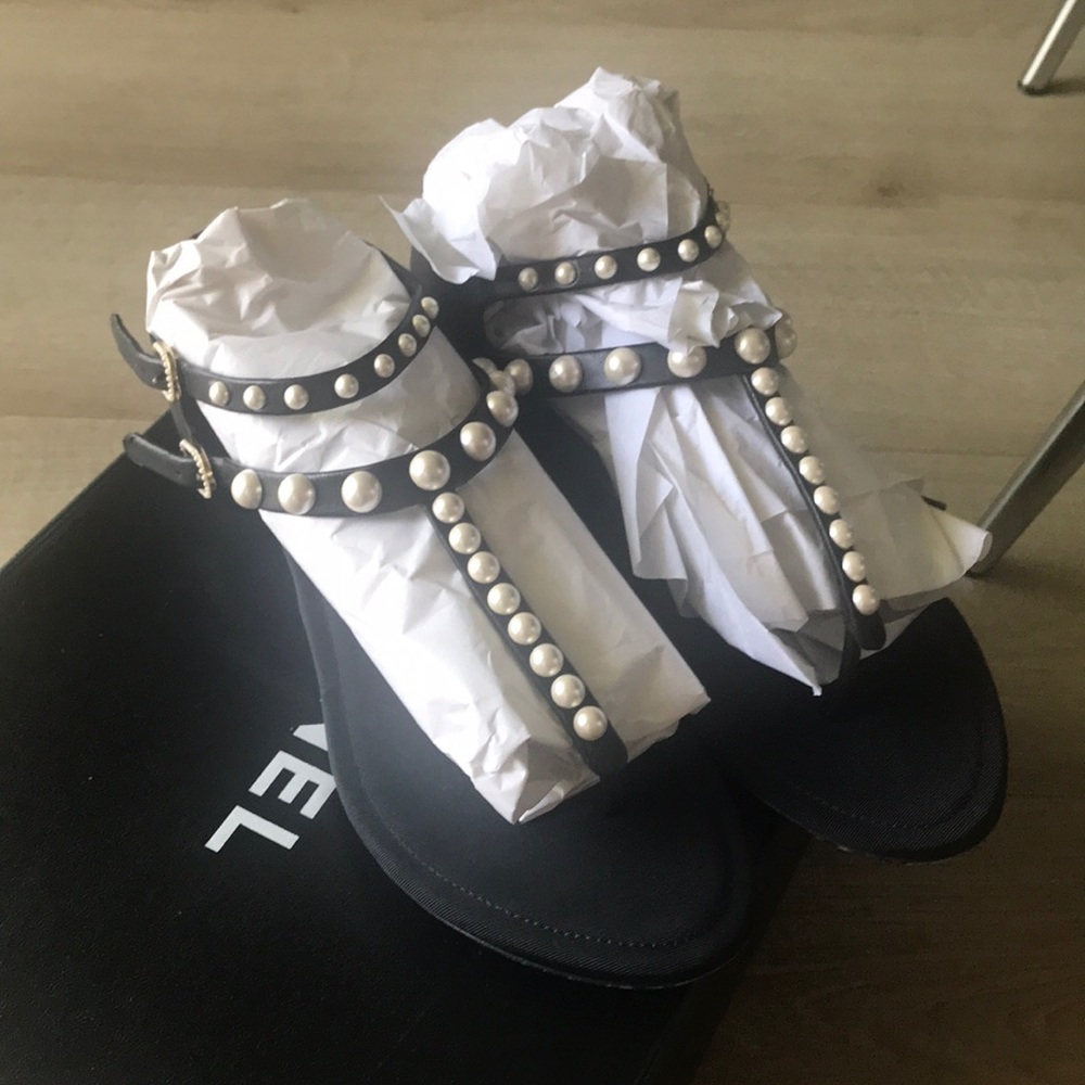 Chanel 16P black leather white pearl sandal flats